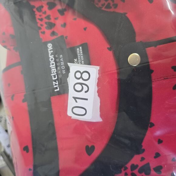 Liz Claiborne Blouse Womens 2X Red Black Heart Print Button Up Career Top Plus - Picture 9 of 10